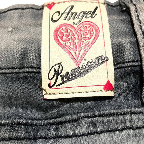 Angel Premium Ruffled Shorts - Picture 6 of 7